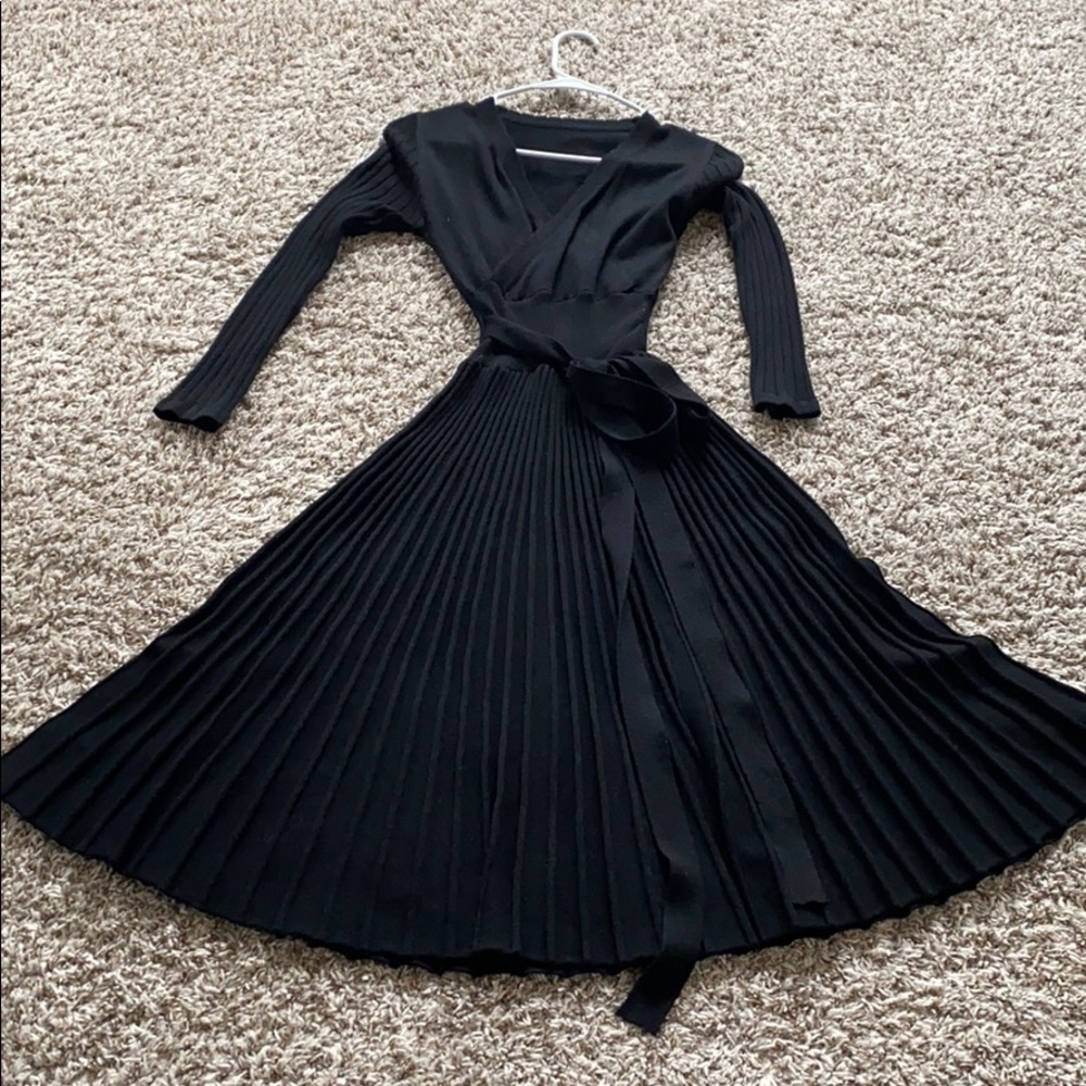 Simple retro sweater dress
